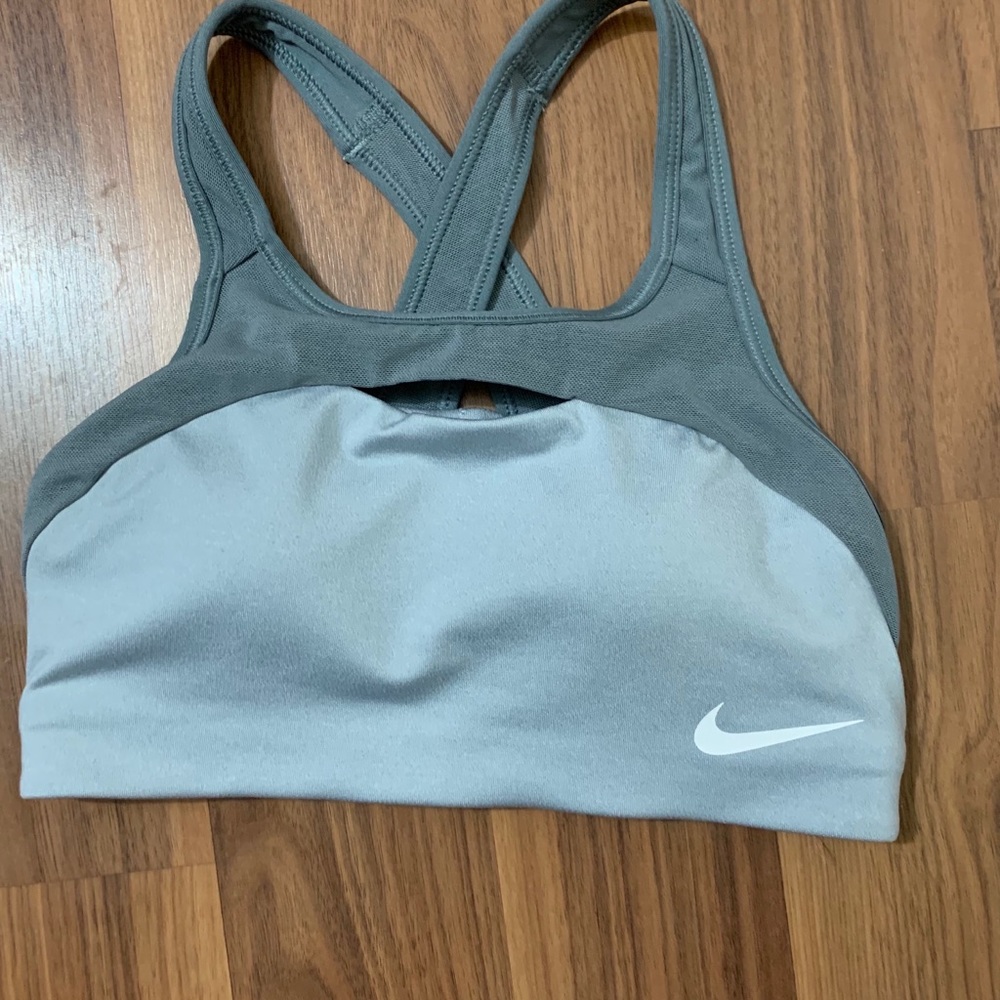 Nike high neck bra